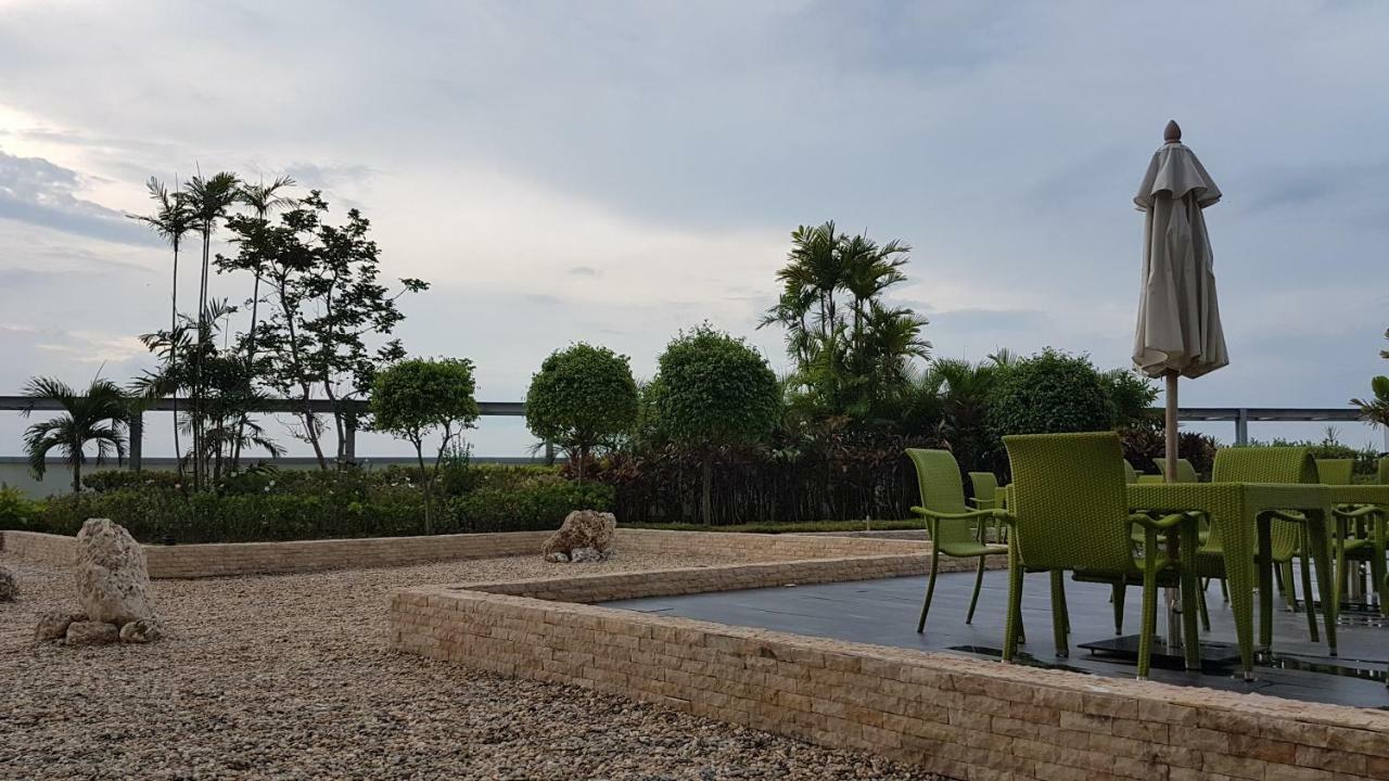 Mactan Newtown Ocean View 360 Degree Apartment Lapu-Lapu City Exterior photo