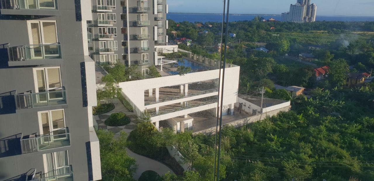 Mactan Newtown Ocean View 360 Degree Apartment Lapu-Lapu City Exterior photo